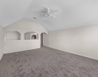 2519 Fair Oak Street - Photo Thumbnail 19