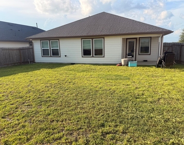1210 Hughes Crossing Drive - Photo Thumbnail 20