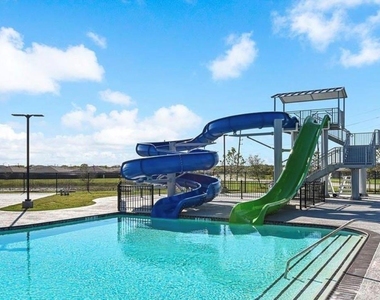 1210 Hughes Crossing Drive - Photo Thumbnail 24
