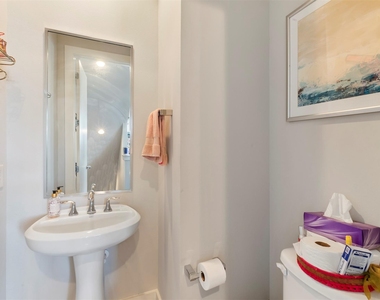 1419 Nagle Street - Photo Thumbnail 9