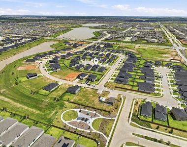 3005 Teal Breeze Lane - Photo Thumbnail 35