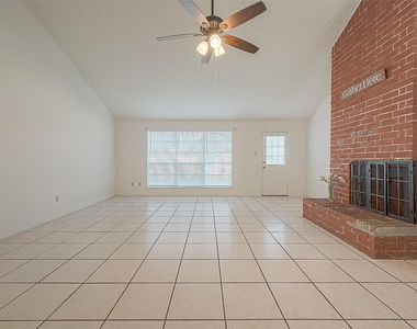 3806 Embarcadero Drive - Photo Thumbnail 5
