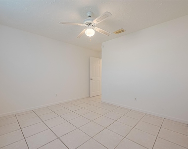 3806 Embarcadero Drive - Photo Thumbnail 28
