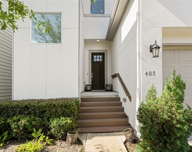 407 Yale Oaks Lane - Photo Thumbnail 1