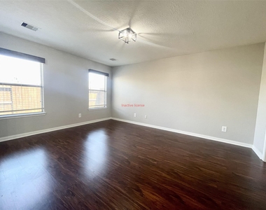18722 White Barnwood - Photo Thumbnail 16
