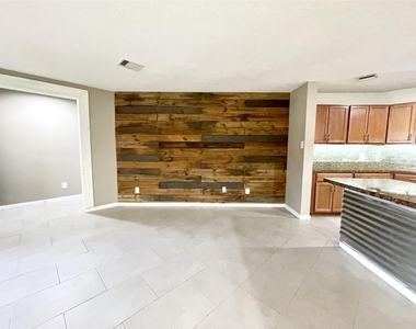 18722 White Barnwood - Photo Thumbnail 15