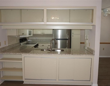 12141 Spartan Way - Photo Thumbnail 6