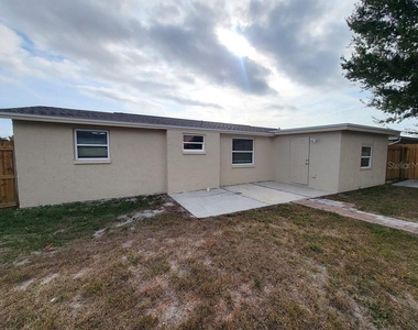7335 Castanea Drive - Photo Thumbnail 19