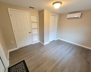 7335 Castanea Drive - Photo Thumbnail 15