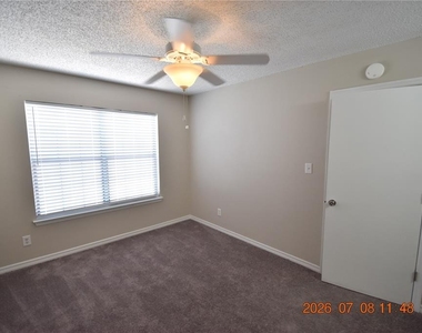 2302 Maki Road - Photo Thumbnail 22