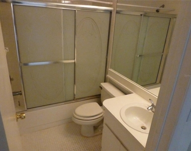 119 Lakeside Drive - Photo Thumbnail 13