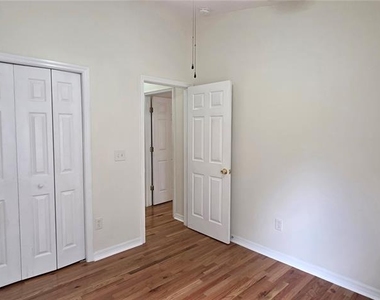 2027 Strathmill Drive - Photo Thumbnail 21