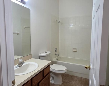 2027 Strathmill Drive - Photo Thumbnail 17