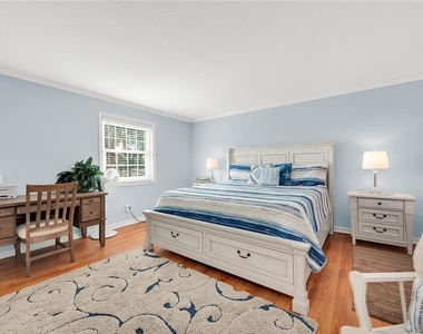 237 Seahorse Drive Se - Photo Thumbnail 11