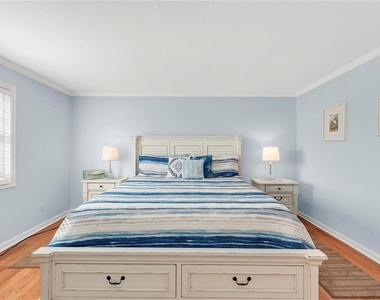 237 Seahorse Drive Se - Photo Thumbnail 13