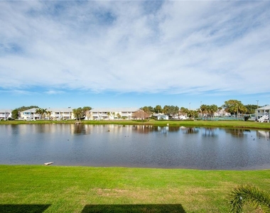 237 Seahorse Drive Se - Photo Thumbnail 22