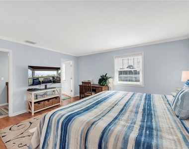 237 Seahorse Drive Se - Photo Thumbnail 12