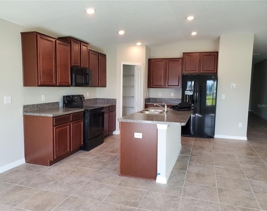 10117 Berryessa Avenue - Photo Thumbnail 2