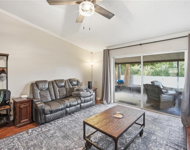 11505 Paperwood Place - Photo Thumbnail 13
