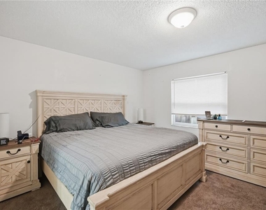 11505 Paperwood Place - Photo Thumbnail 3