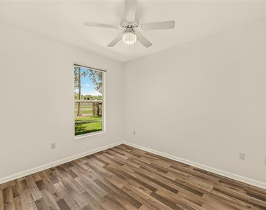 18138 Villa Creek Drive - Photo Thumbnail 21