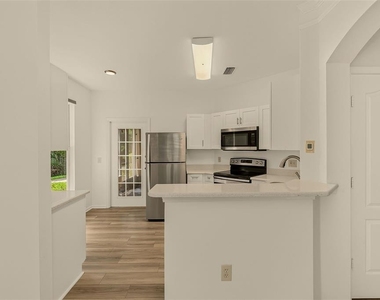 18138 Villa Creek Drive - Photo Thumbnail 7