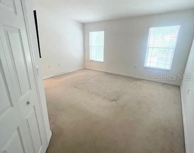 6012 Parkside Meadow Drive - Photo Thumbnail 15