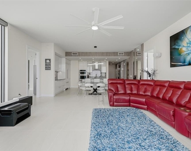 301 1st Street S - Photo Thumbnail 18