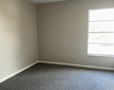 17608 Shadyside Circle - Photo Thumbnail 16