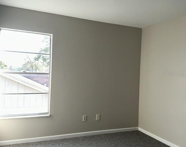 17608 Shadyside Circle - Photo Thumbnail 12