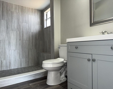 17608 Shadyside Circle - Photo Thumbnail 14