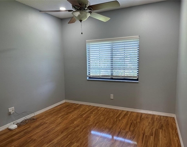 30117 N Mossbank Drive - Photo Thumbnail 15