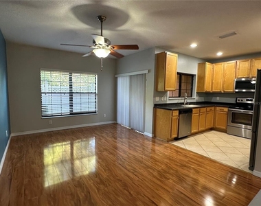 30117 N Mossbank Drive - Photo Thumbnail 3