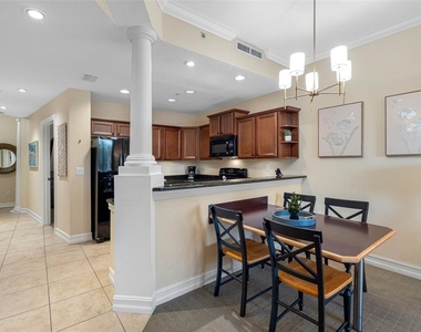 13941 Clubhouse Dr Drive - Photo Thumbnail 22