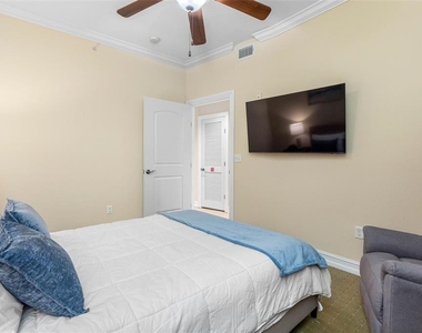 13941 Clubhouse Dr Drive - Photo Thumbnail 13
