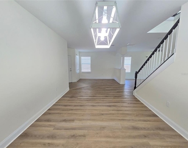 7855 Tuscany Woods Drive - Photo Thumbnail 7