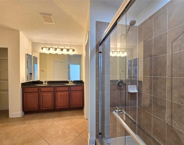 7855 Tuscany Woods Drive - Photo Thumbnail 28