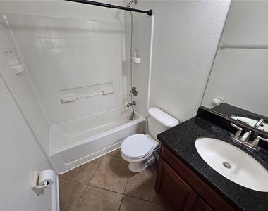 7855 Tuscany Woods Drive - Photo Thumbnail 31