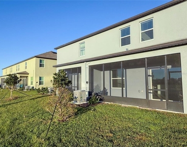 9001 Gallantree Place - Photo Thumbnail 15