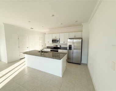 9001 Gallantree Place - Photo Thumbnail 4