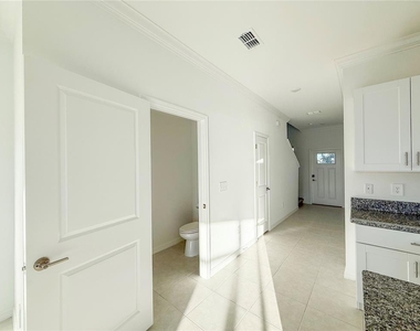 9001 Gallantree Place - Photo Thumbnail 5