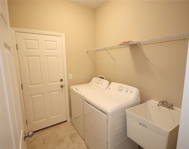 11415 Acacia Grove Lane - Photo Thumbnail 16