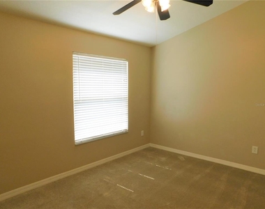 12450 Country White Circle - Photo Thumbnail 8