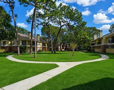 8625 Mallard Reserve Drive - Photo Thumbnail 41