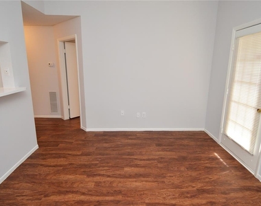 8625 Mallard Reserve Drive - Photo Thumbnail 22