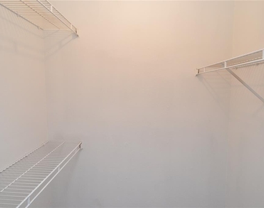 8625 Mallard Reserve Drive - Photo Thumbnail 27
