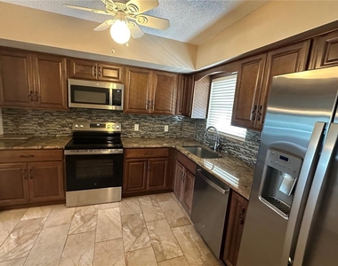 2285 Israeli Drive - Photo Thumbnail 5