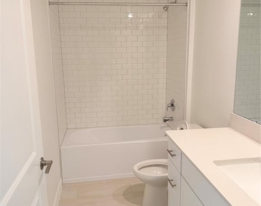 3852 Northern Key Drive - Photo Thumbnail 31