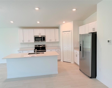 3852 Northern Key Drive - Photo Thumbnail 27