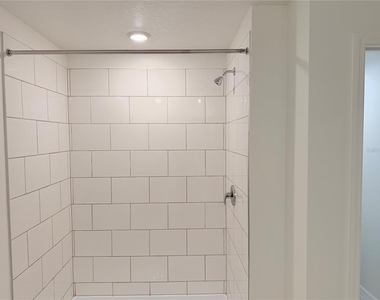 3852 Northern Key Drive - Photo Thumbnail 21